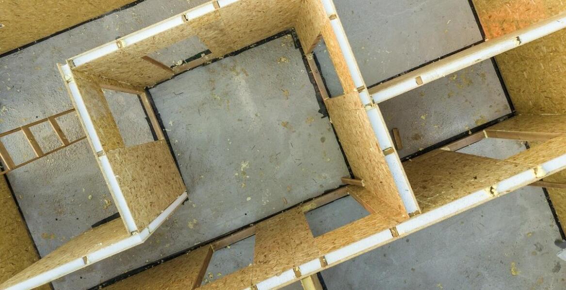 Wpływ jakości materiałów budowlanych na obliczanie OZC – co warto wiedzieć?