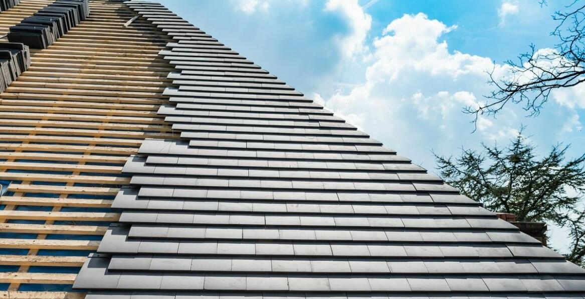 Łaty dachowe w kontekście nowoczesnych technologii budowlanych
