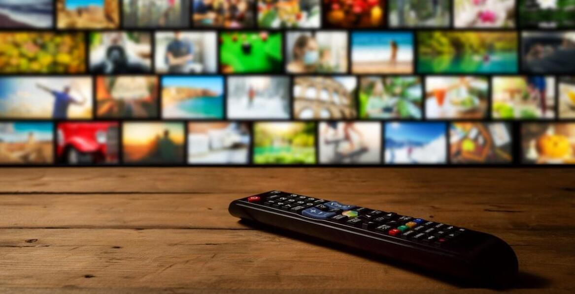 Telewizja na kartę bez umowy – idealne rozwiązanie dla osób często zmieniających miejsce zamieszkania