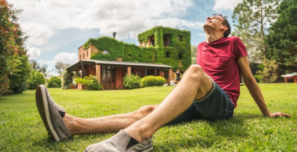 Ekologiczne usługi pralnicze dla hoteli – dlaczego warto je wybrać?