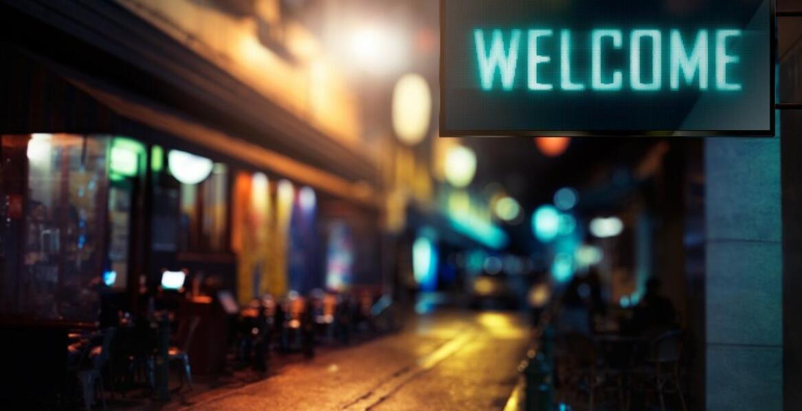 Wybór lampy M 58 do fotografii nocnej – co warto wiedzieć?