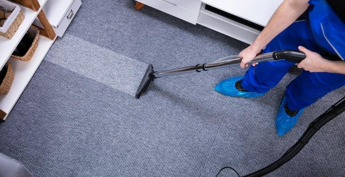 Czyszczenie wykładzin – jak usunąć plamy i zabrudzenia?