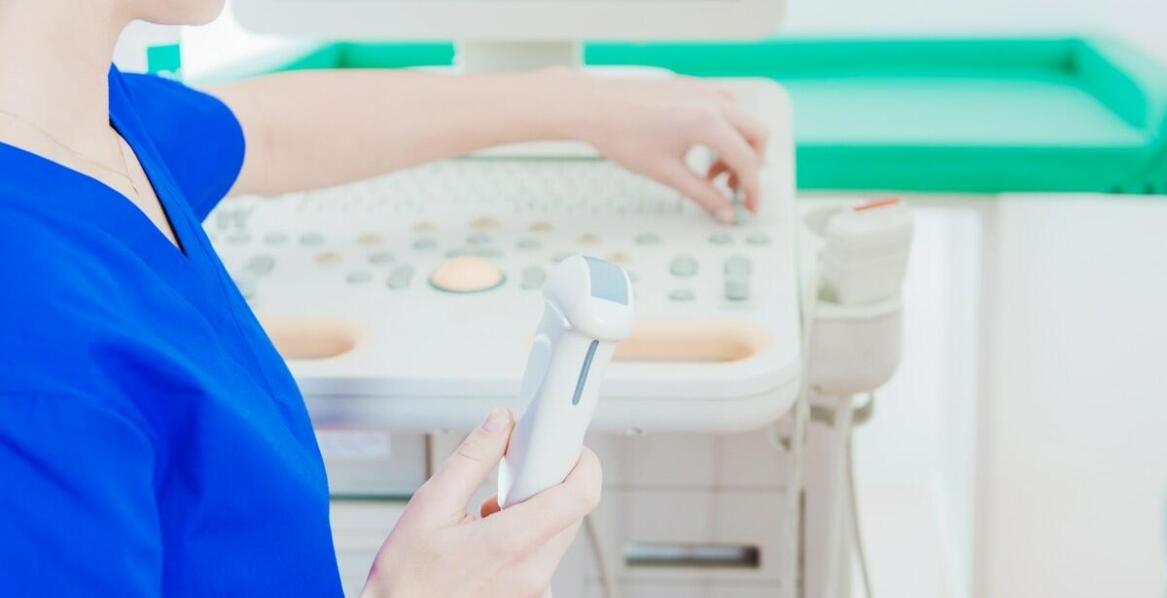 Dlaczego warto skorzystać z usług serwisowych przy zakupie używanego sprzętu USG?