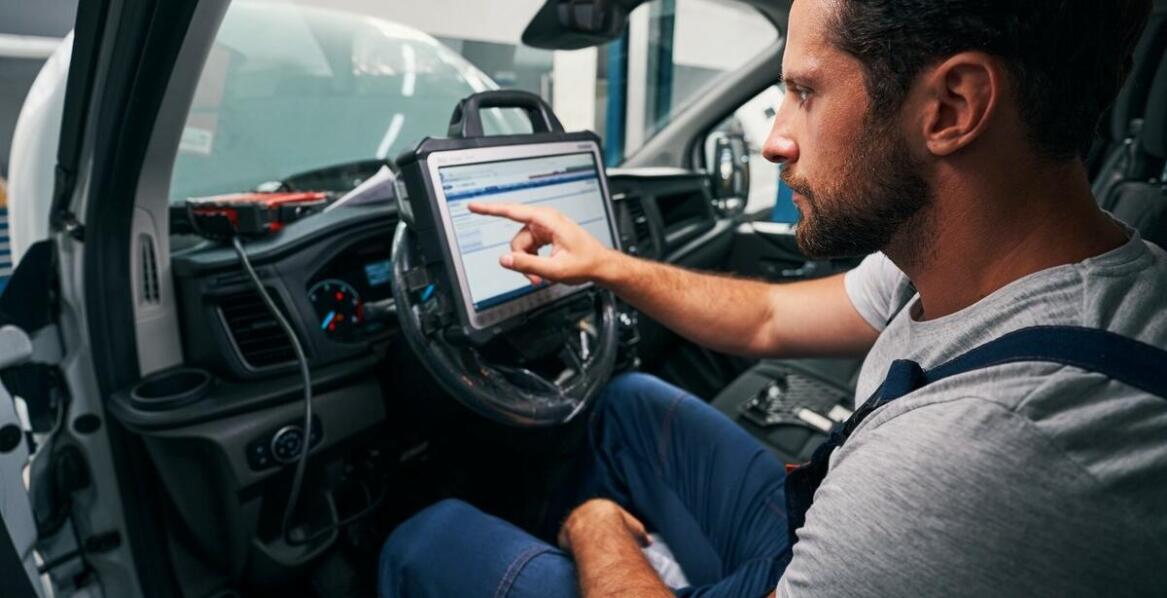 Jakie elementy samochodu można zbadać dzięki diagnostyce komputerowej?