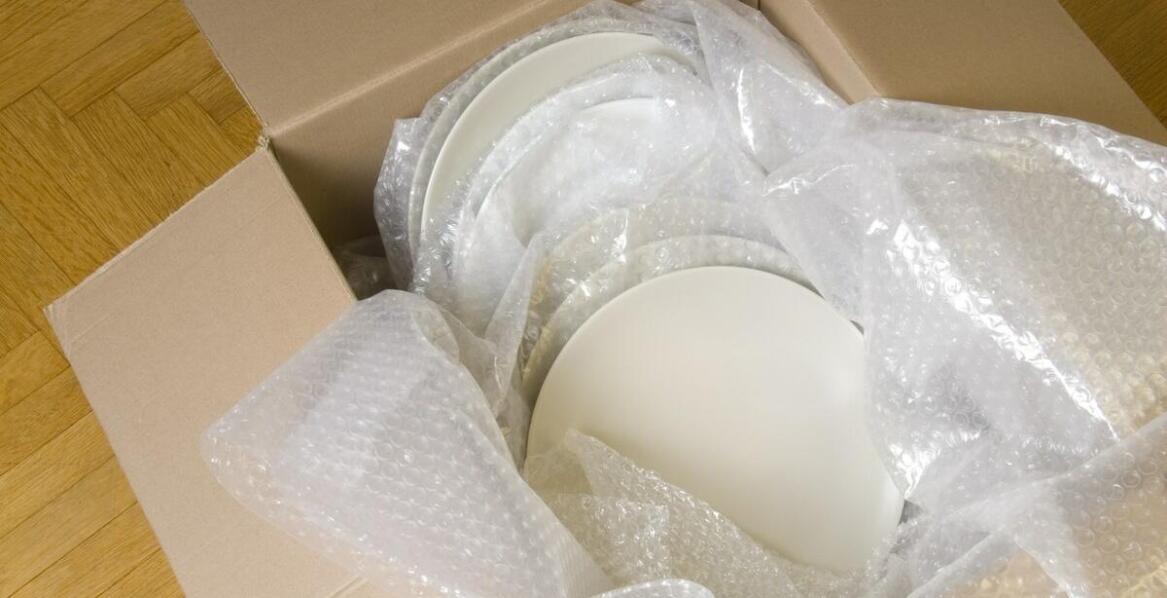 Kluczowe zalety stosowania bandownic w zabezpieczaniu ładunków