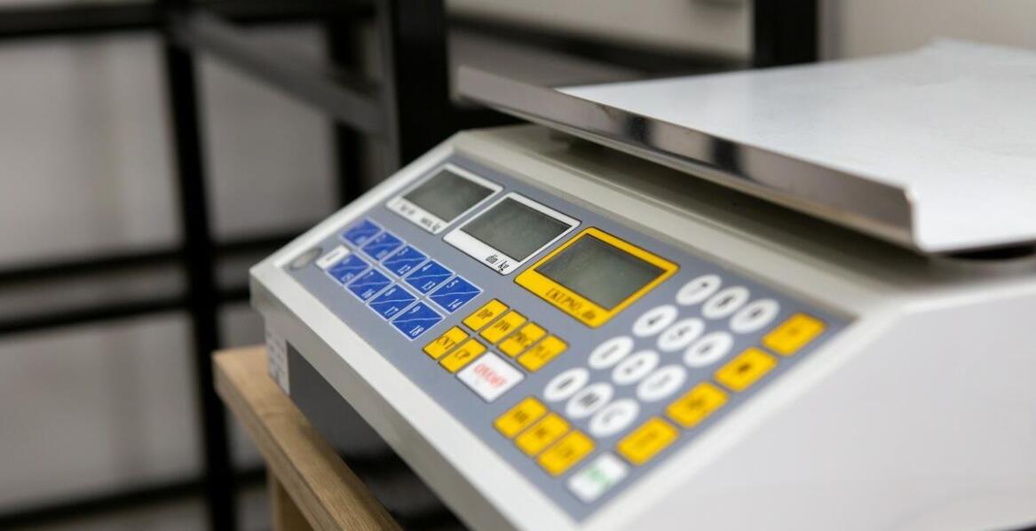 Wagi hakowe do zastosowań magazynowych – co warto wiedzieć?