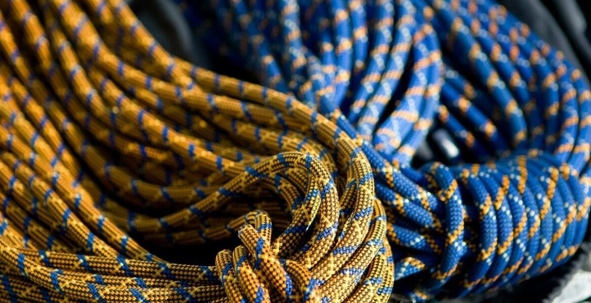 Jak wybrać odpowiedni ekspres do wspinaczki?