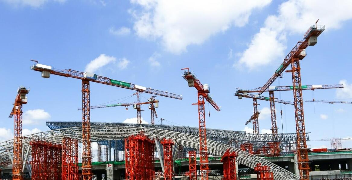 Jakie są główne zalety trybun prefabrykowanych?