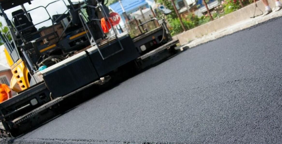 Za co odpowiada system podgrzewania i utrzymywania temperatury w układarkach asfaltu?