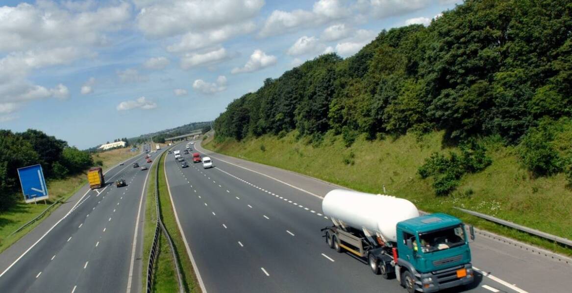 Wykorzystanie nowoczesnej floty w transporcie gabarytowym – co warto wiedzieć?