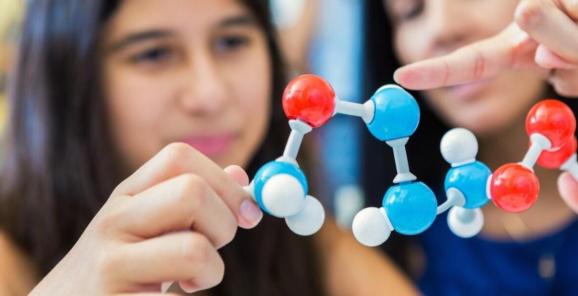 Które działy chemii sprawiają maturzystom najwięcej trudności?