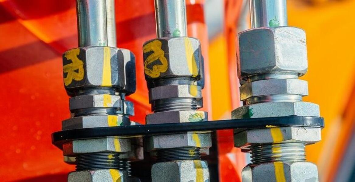 Uszczelki krawędziowe w systemach hydraulicznych – ich znaczenie i właściwości