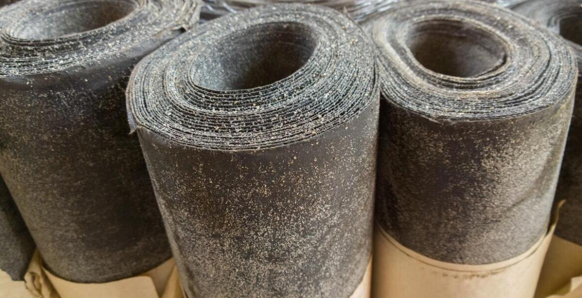 Jakie są różnice między różnymi rodzajami papy dachowej?