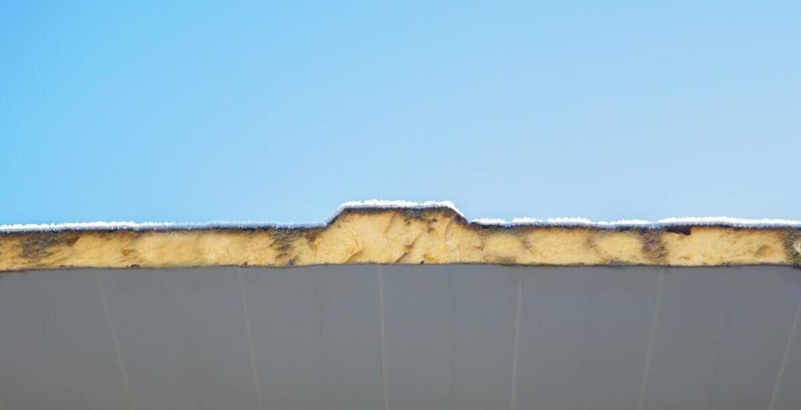 Dlaczego warto wybrać ocieplenie pianką PUR dla obiektów rolniczych?