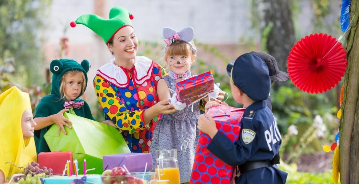 Jakie wartości kształtują dzieci uczestnicząc w karnawale rzemieślników w przedszkolu?