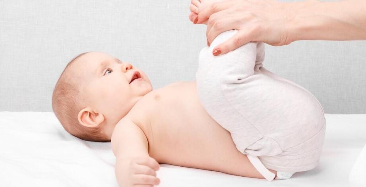 Badania bioderek u niemowląt – dlaczego są tak ważne?