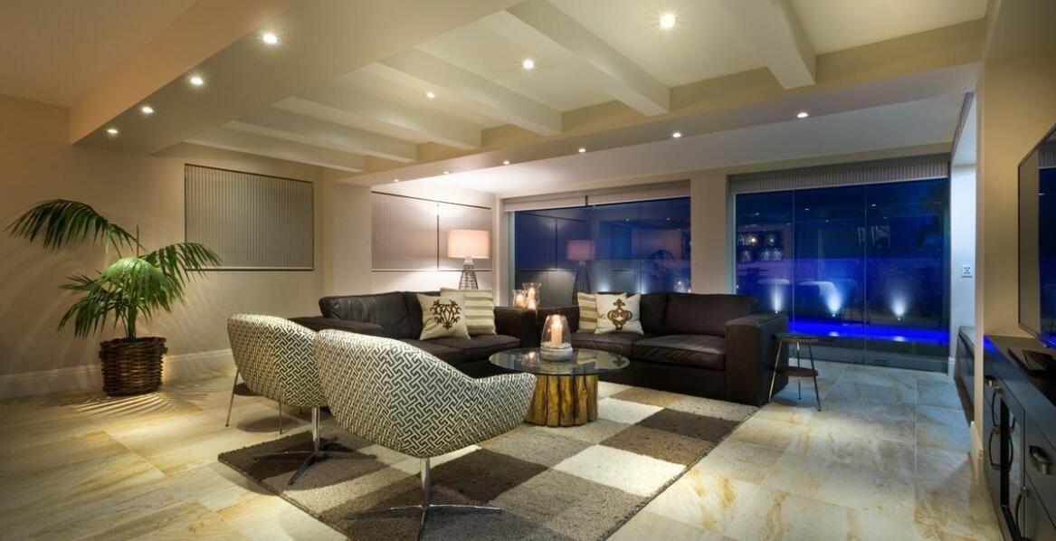 Jakie usługi dodatkowe oferuje zakład pogrzebowy dla rodzin?