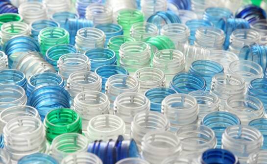 Jakie są korzyści ekonomiczne płynące z użycia regranulatu LDPE w produkcji?