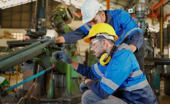 Proces produkcji wyrobów gumowych – od projektu do gotowego produktu