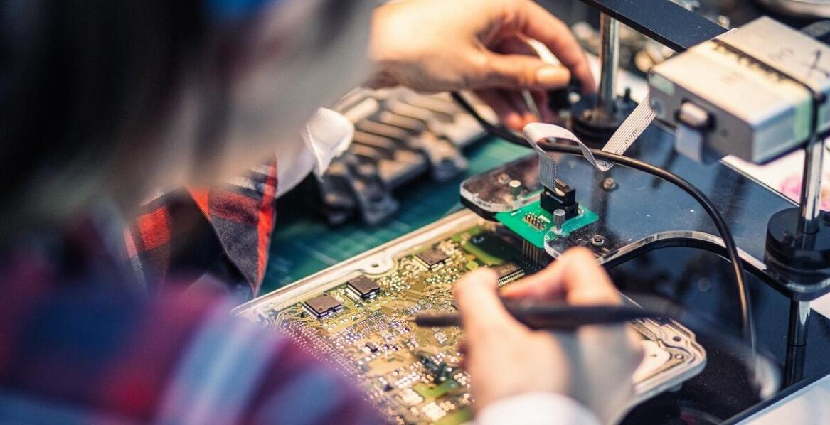 Jakie umiejętności zdobywasz na szkoleniach z zakresu SEP w Bielsku?