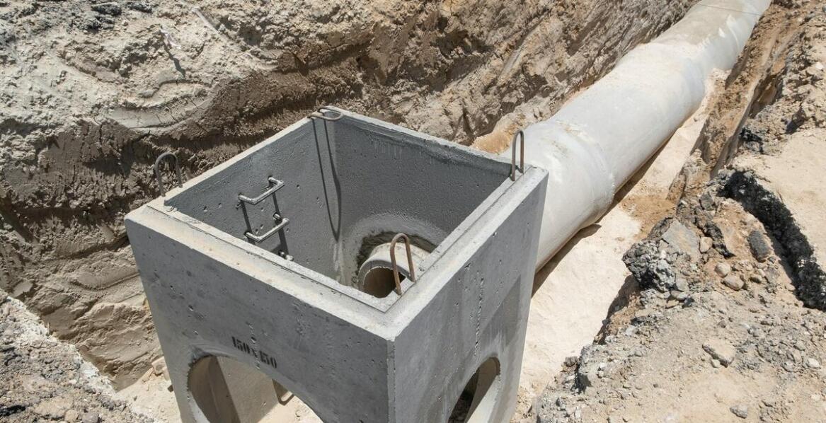 Rura betonowa 400 – jakie są jej możliwości zastosowania w różnych projektach?