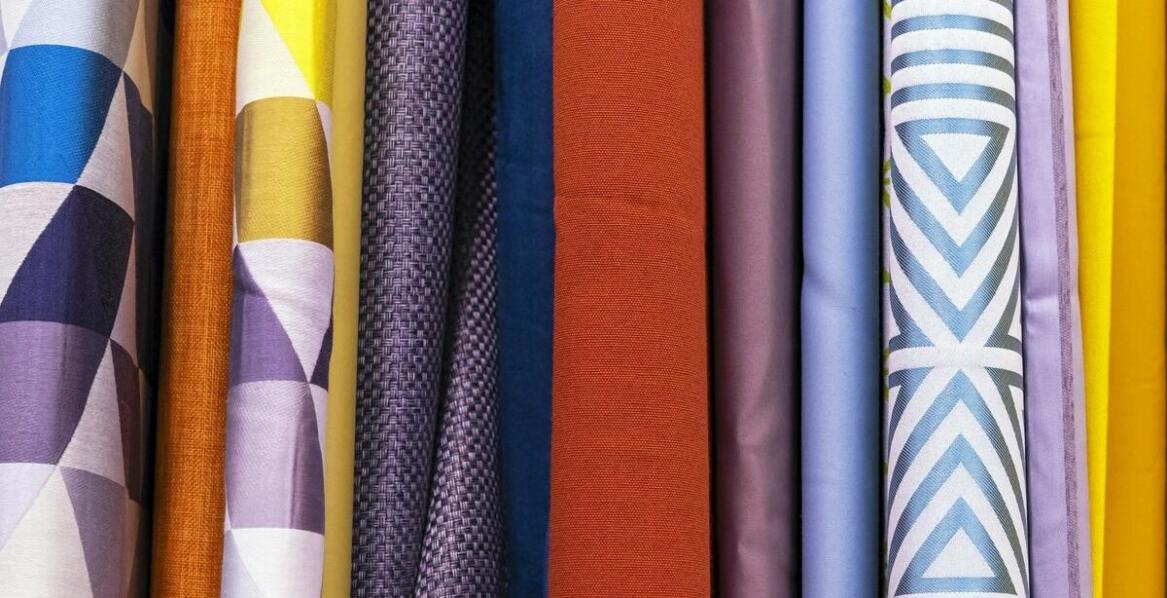 Szycie nićmi jako kluczowy element trwałości książek i folderów