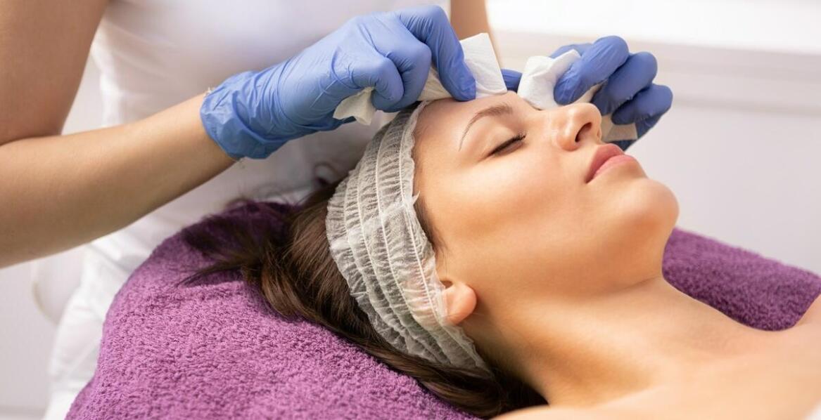 Jak długo trwa rekonwalescencja po korekcji nosa?