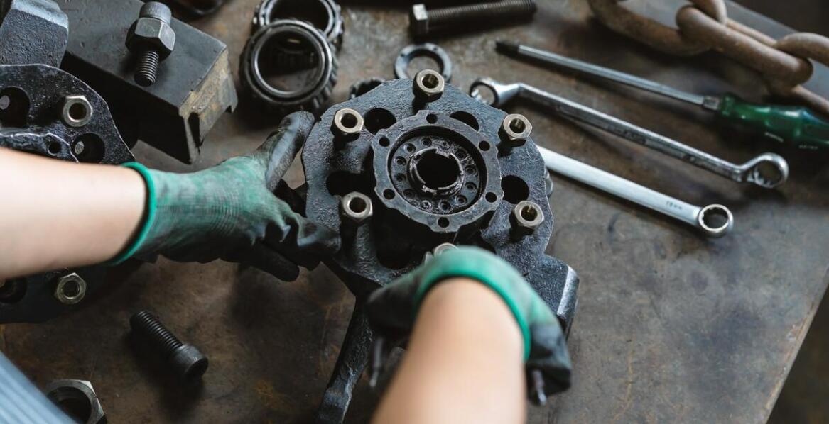 Dlaczego regularny serwis ciągnika Fendt jest kluczowy dla jego żywotności?