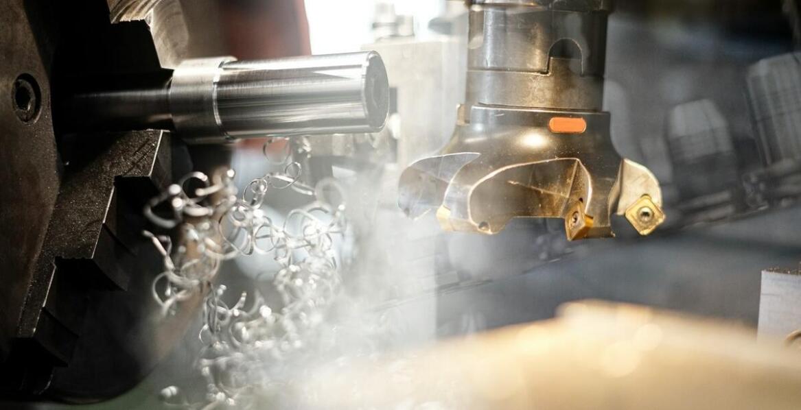 Jakie usługi obróbki metali są najczęściej wykorzystywane przez przemysł?