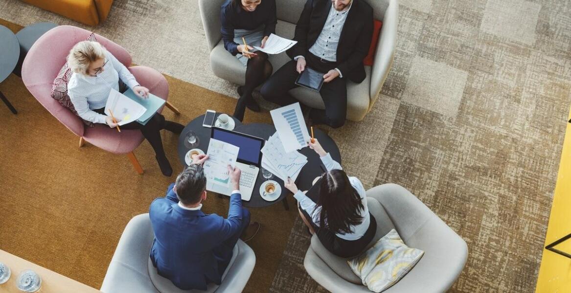 Kiedy warto skorzystać z usług księgowych przy zakładaniu firmy i rozliczeniu dochodów z Belgii?