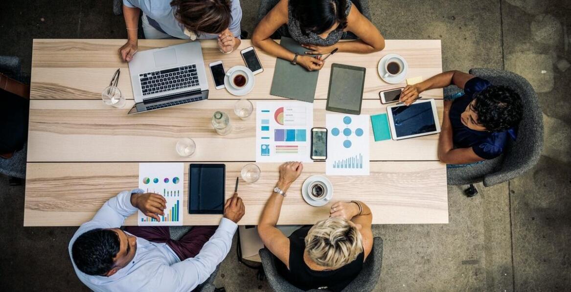 Jakie umiejętności miękkie rozwijasz podczas kursu na operatora wózka widłowego?