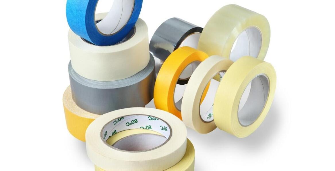 Taśmy opakowaniowe a ich wpływ na redukcję kosztów transportu – co musisz wiedzieć?