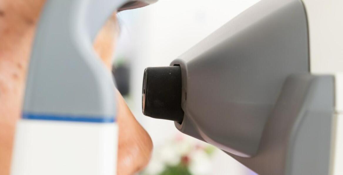 Jakie są najczęstsze pytania pacjentów dotyczące protez oka szklanych?