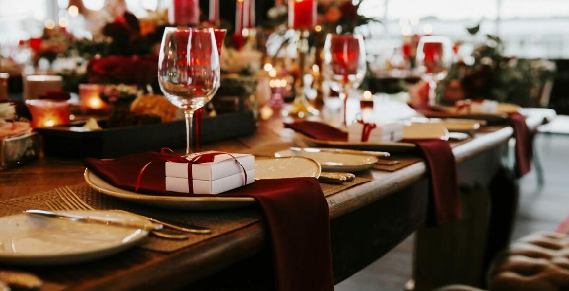 Hotele w Gdańsku z opcjami cateringowymi na imprezy okolicznościowe – co warto wiedzieć?