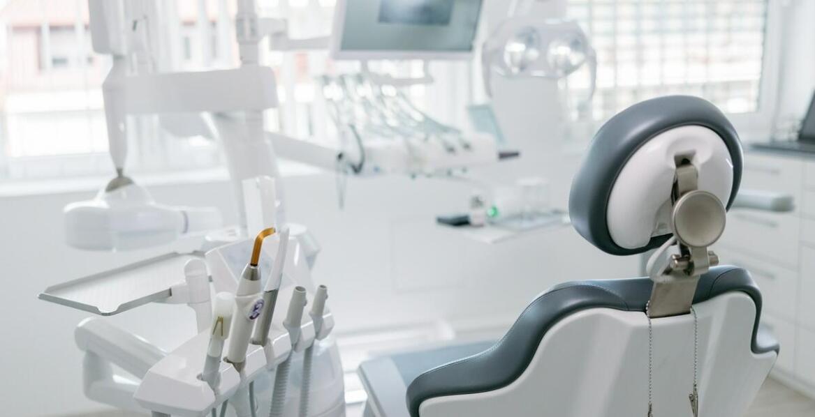 Jakie są alternatywy dla ekstrakcji zębów?
