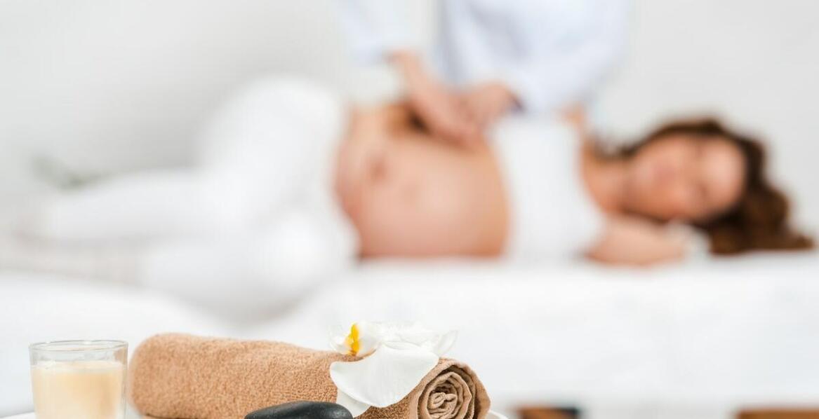 Dlaczego warto wybrać szkołę rodzenia w Poznaniu jako miejsce wsparcia przed porodem?