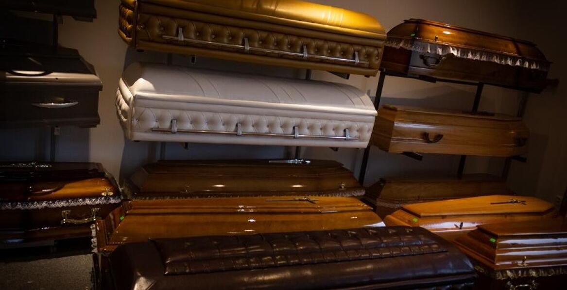 Trumny w Warszawie – na co zwrócić uwagę przy wyborze?