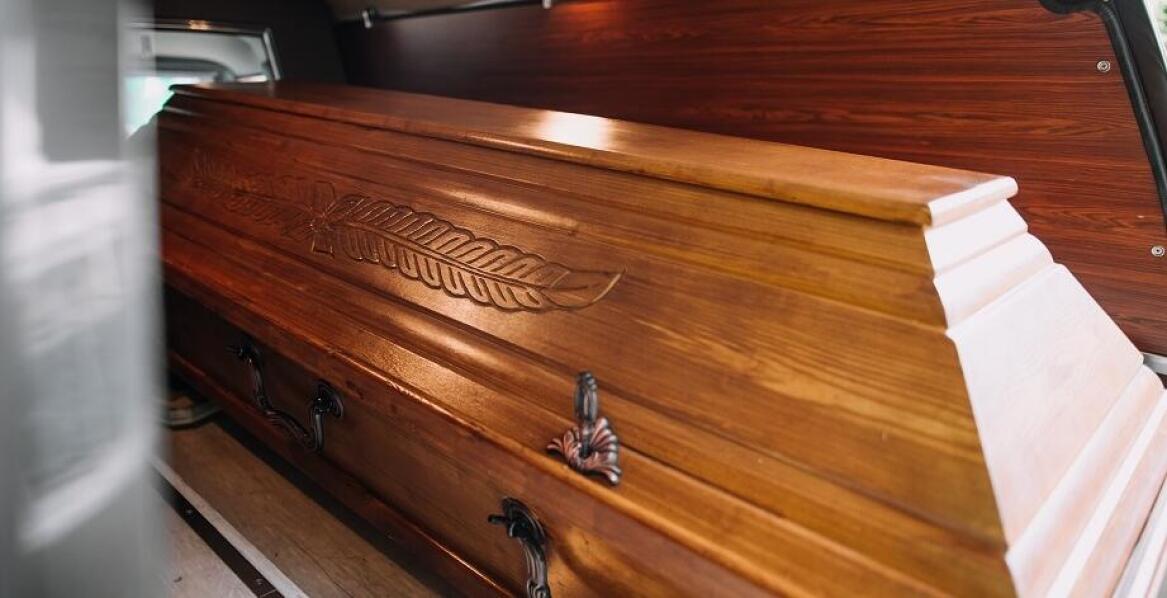 Międzynarodowy transport zwłok – jak zorganizować przewóz ciała za granicę?