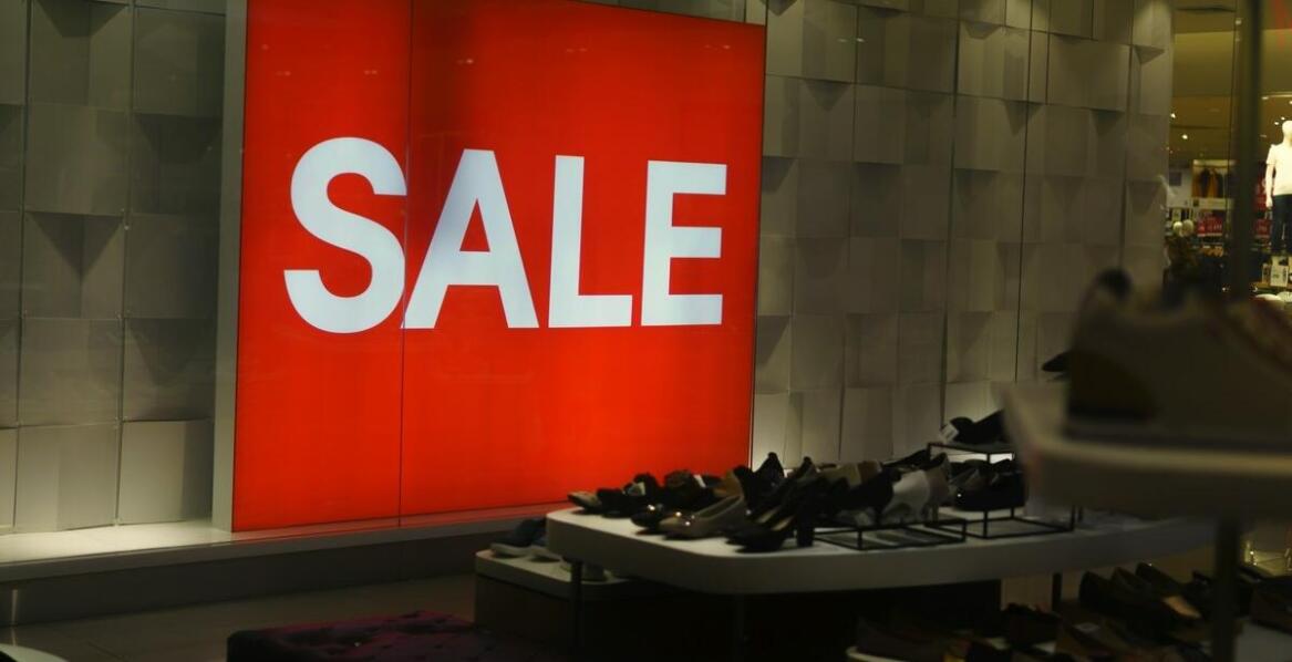 Jak efektywnie wykorzystać litery podświetlane w promocji wydarzeń specjalnych?