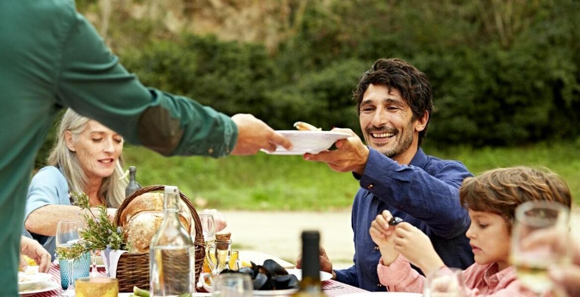 Jakie atrakcje czekają na gości hotelu Ustrzyki Dolne w sezonie letnim?