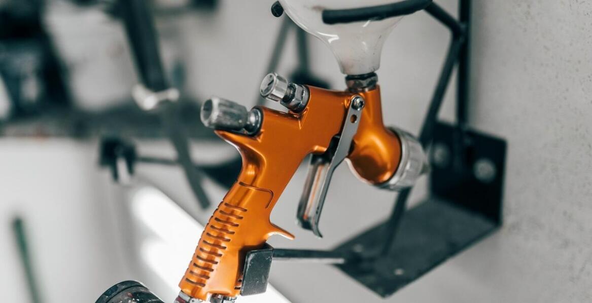 Jakie są najczęstsze problemy z piecami do polimeryzacji farb proszkowych i jak ich unikać?