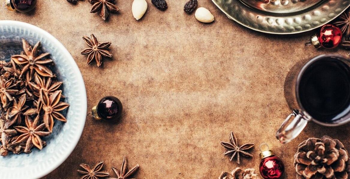 Jak syrop do grzańca może wzbogacić smak Twoich ulubionych deserów?