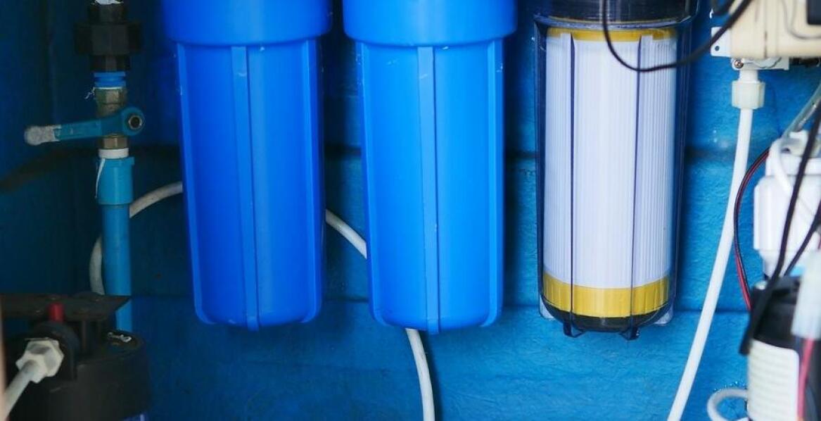 Hydrofor do studni – jak dostosować go do specyfiki wody gruntowej?