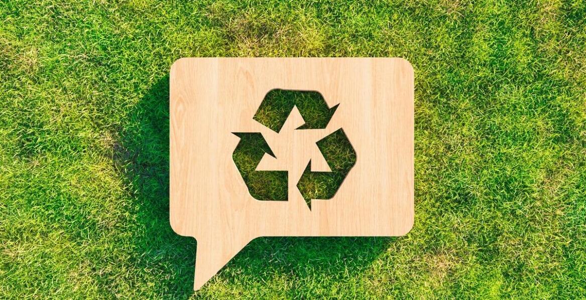 Odbiór odpadów przemysłowych a gospodarka obiegu zamkniętego: co warto wiedzieć?