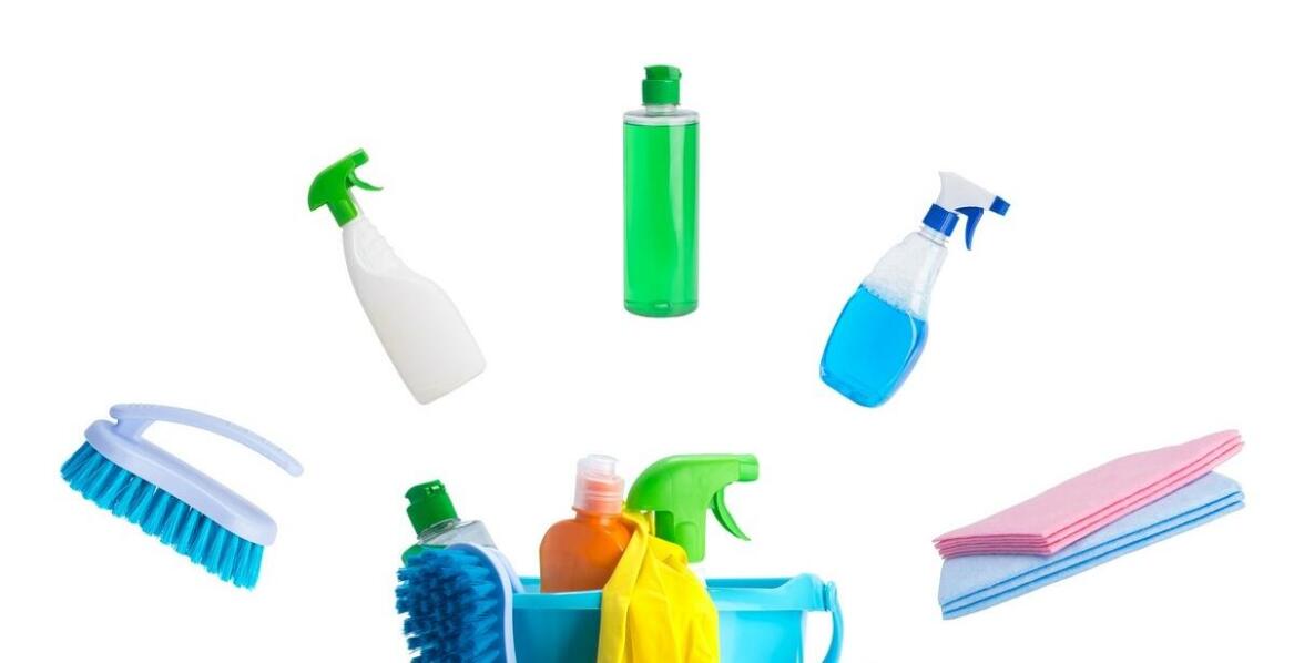 Jakie akcesoria do myjek ciśnieniowych mogą ułatwić użycie pianownicy?