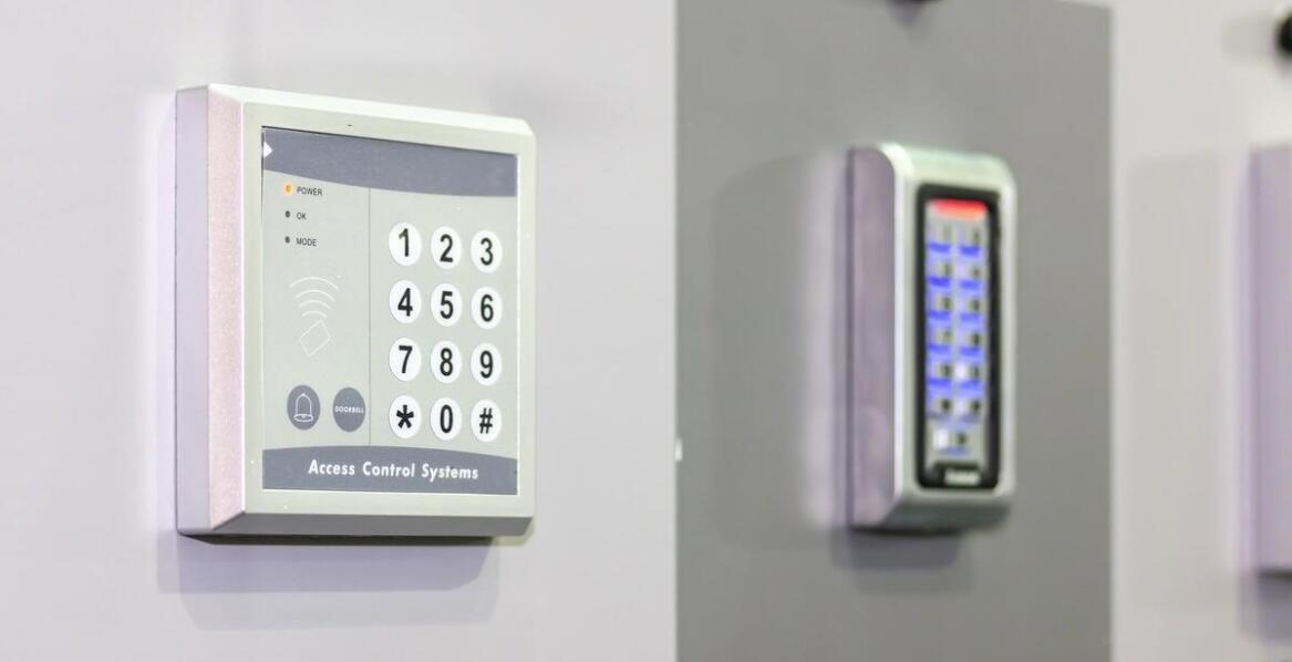 Systemy automatyki do zarządzania osłonami – jakie korzyści przynoszą?