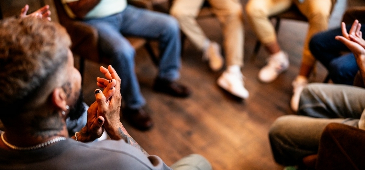 Jak domy opieki w Lublinie organizują zajęcia stymulujące pamięć i koncentrację?