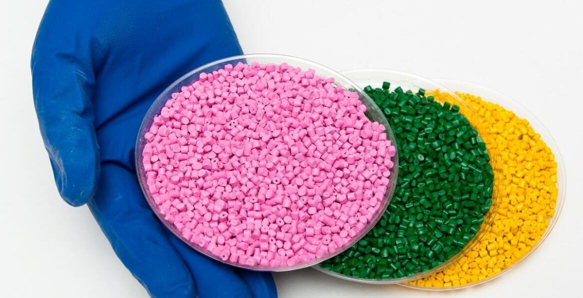 Dlaczego folie z regranulatu są korzystnym rozwiązaniem dla ekologicznych opakowań?