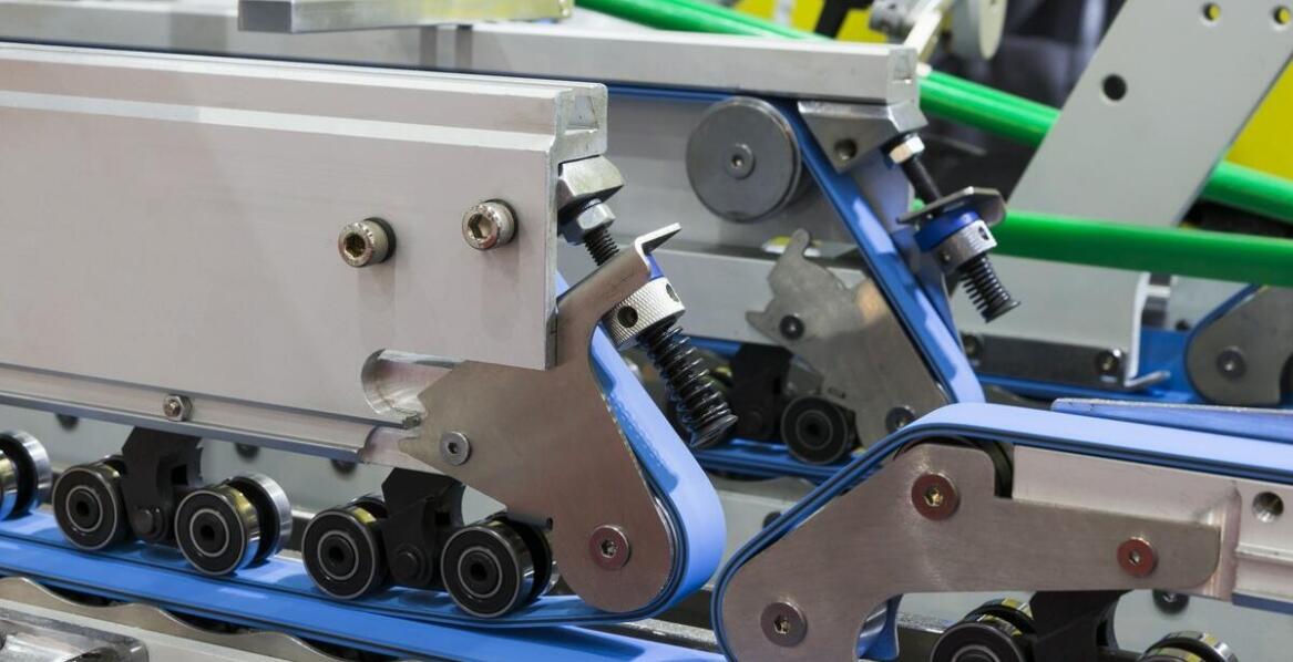 Die Wahl der passenden Förderbandbreite – was ist zu beachten?