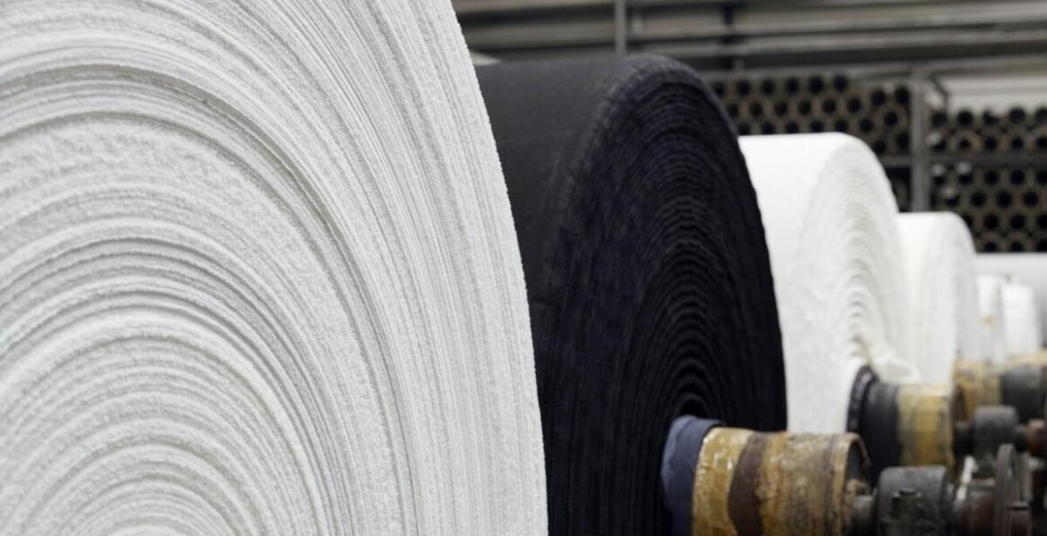 Jakie technologie wspierają produkcję wałków gumowych do toczenia?